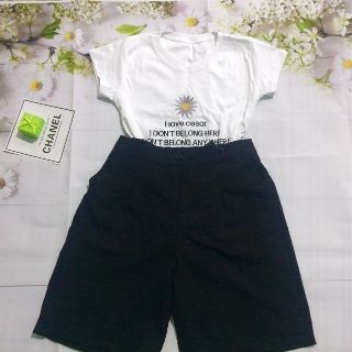 Áo croptop hoa cúc trending dễ phối đồ [Hai ảnh cuối chụp thật]