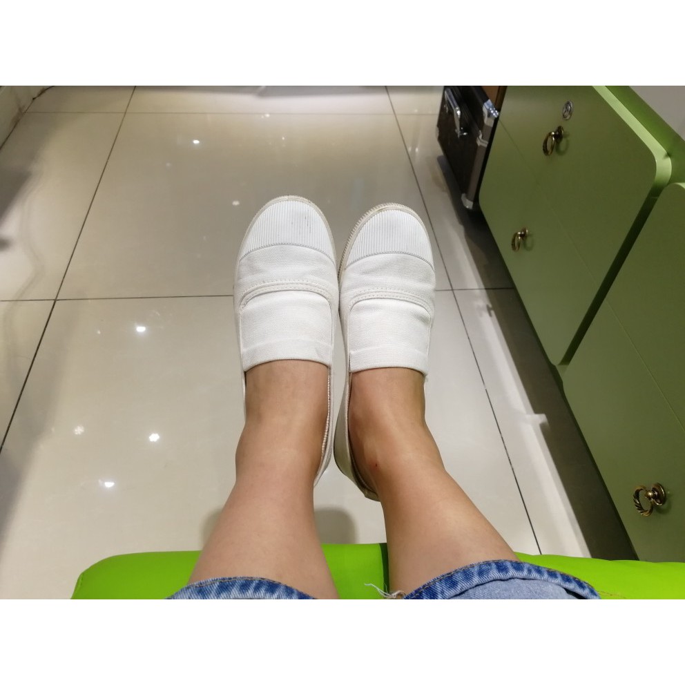 Giày Slipon trắng 37 | BigBuy360 - bigbuy360.vn