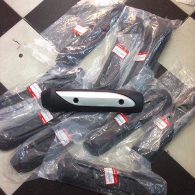 Che bô click vario, AB 125...