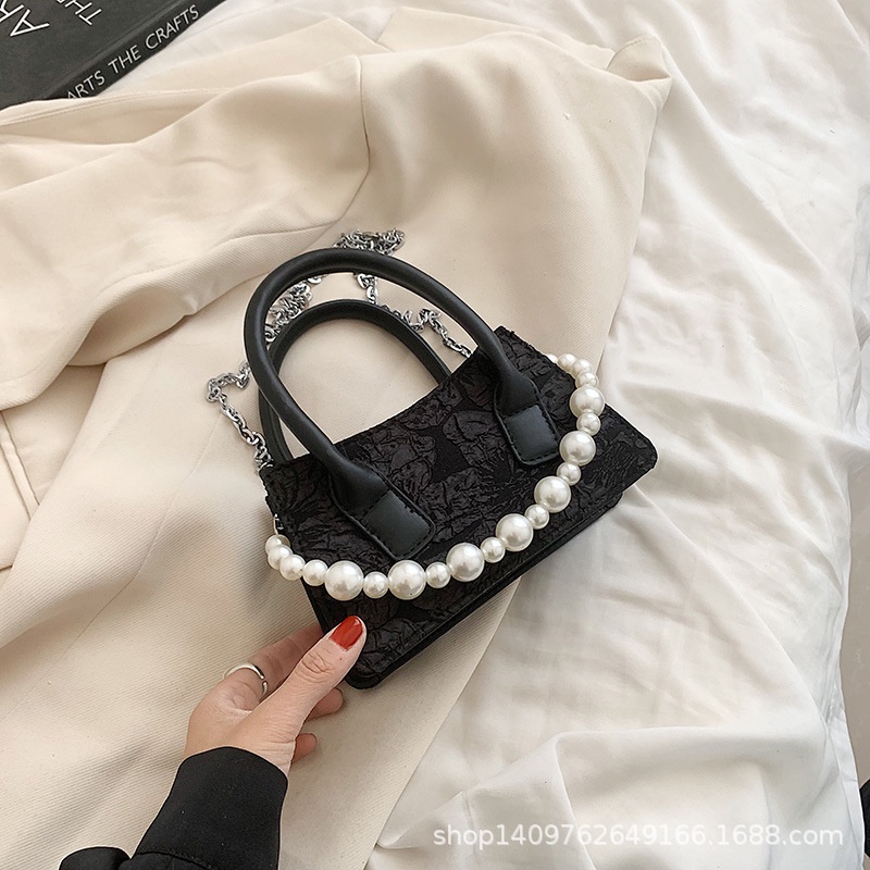 Túi Đeo Chéo Dáng Vuông Nhỏ Phối Dây Xích Thời Trang Hàn Quốc Cao Cấp