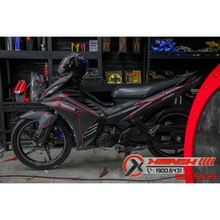 Tem exciter 135 mẫu yamaha đen viền đỏ
