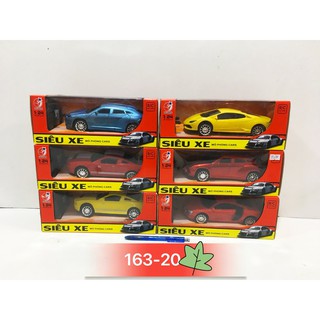 Hộp đồ chơi siêu xe điều khiển từ xa. Màu sắc đa dạng, dễ dùng, dễ chơi giúp con khỏe, mẹ vui.