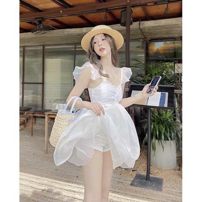 ĐẦM TRẮNG 2S TAY TIÊN NHÍU NGỰC XOÈ PHỒNG KÈM SHORT BÊN TRONG