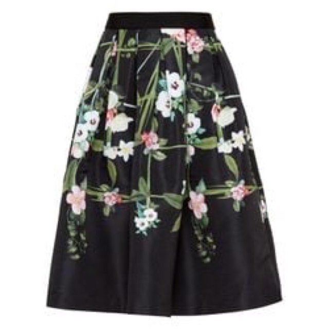 Đầm TED BAKER  🍀🍀🍀🍀