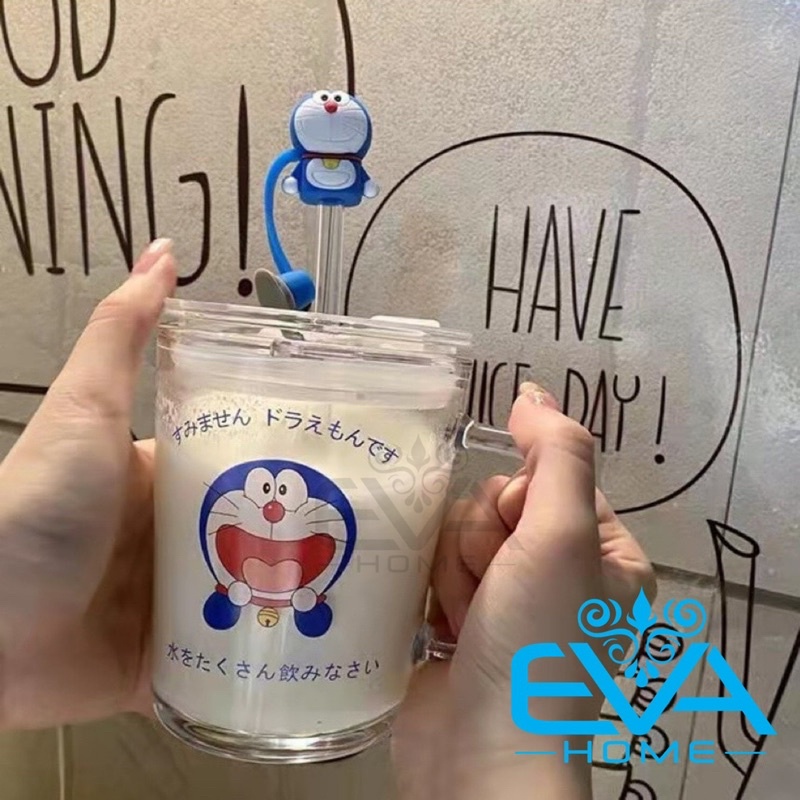 Ly Quai Thuỷ Tinh Có Vạch Chia 350 Ml Pha Sữa Hình Mèo Máy Doremon Kèm Nắp Đậy Ống Hút Silicone Cute Cao Cấp SP585