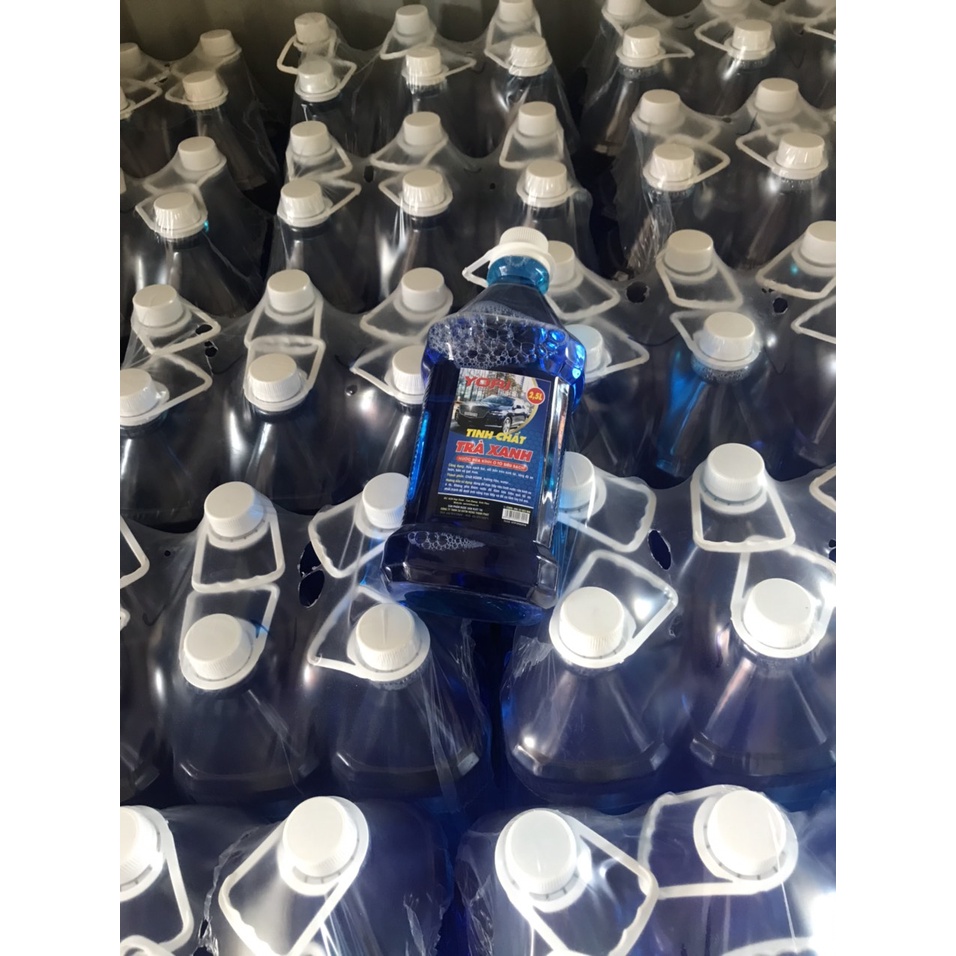 Nước rửa kính tinh chất trà xanh Yori rửa trôi bụi bẩn trên bề mặt kính - Lego035