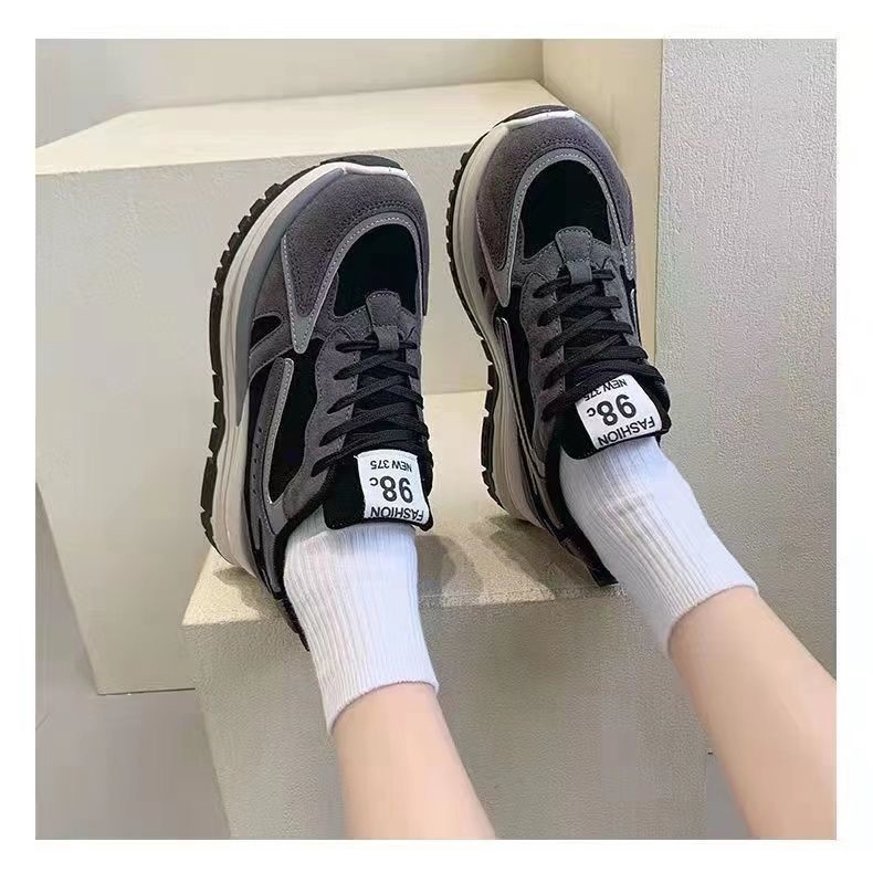 Giày Thể Thao Nữ Thoáng Khí Thời Trang Mới