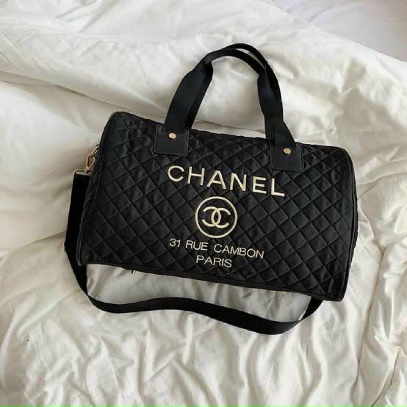 Túi Du Lịch Chữ Thêu Trần Ô Vuông