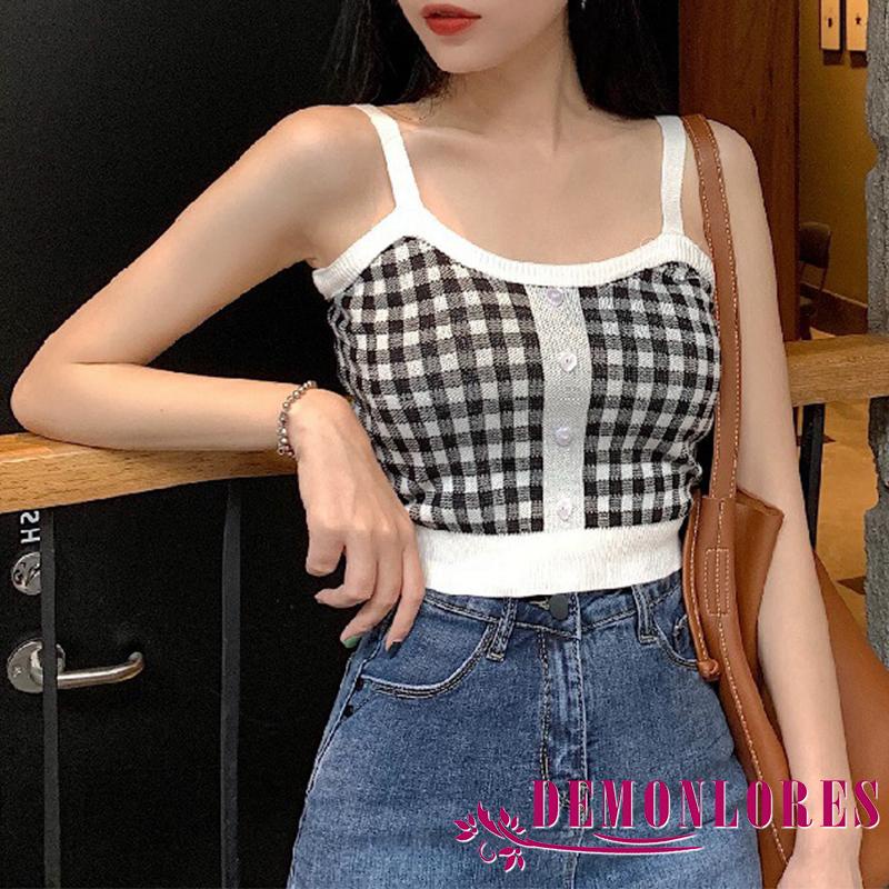 Áo croptop hai dây dệt kim có nút cài phía trước hoạ tiết kẻ sọc caro