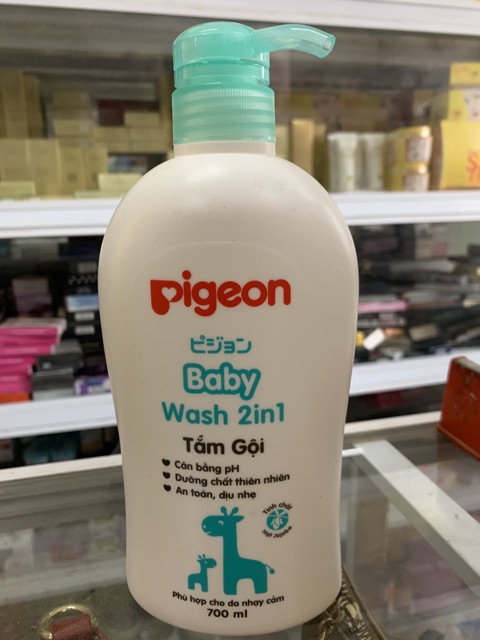 Tắm Gội Trẻ Em 2 Trong 1 Pigeon 700ml | BigBuy360 - bigbuy360.vn