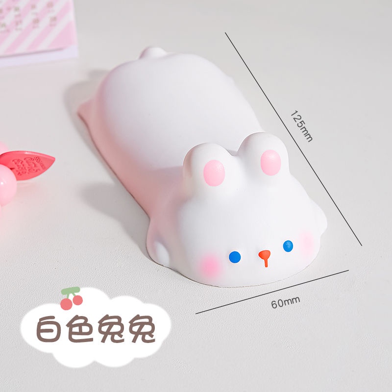 Đệm Lót Chuột / Bàn Phím Máy Tính / Cổ Tay Họa Tiết Hoạt Hình Dễ Thương Tiện Dụng Cho Gia Đình / Văn