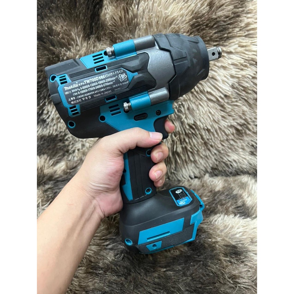 Thân máy siết bulong siêu to chân pin Makita 18V lực 600 NM.
