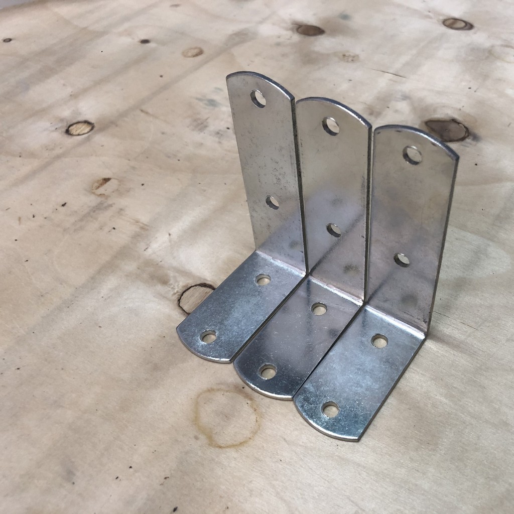 Ke góc vuông chữ L bản rộng 3 cm