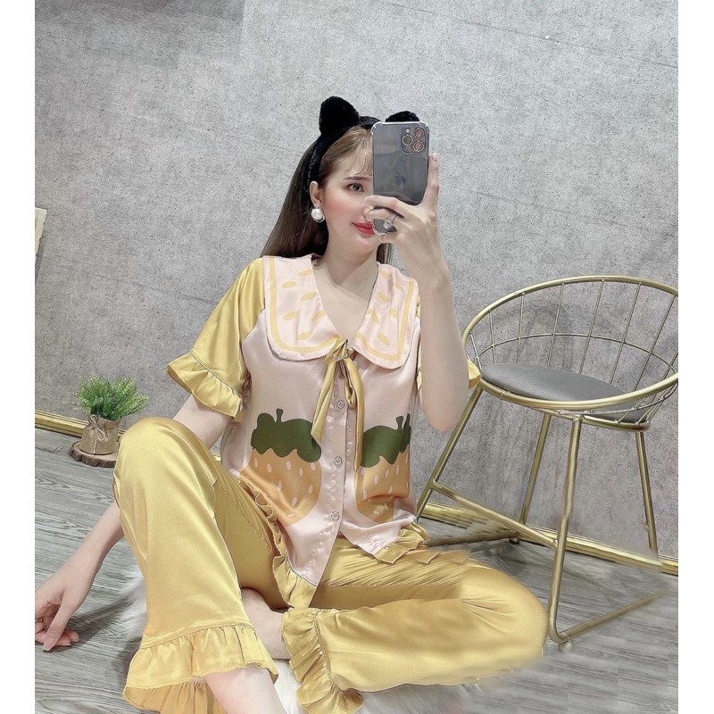 Bộ Lụa Pijama Satin Thiết Kế Hoạ Tiết Quả Dâu Tay Ngắn 🌸 Bộ Mặc Nhà [HÀNG ĐẸP CHUẨN] | BigBuy360 - bigbuy360.vn