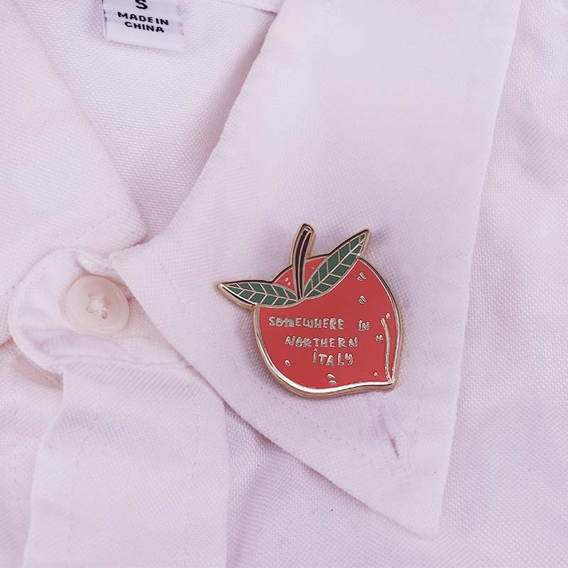 Huy Hiệu Câu Cá Kim Loại In Chữ call me by your name