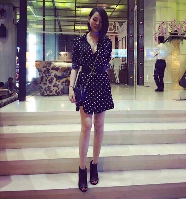 Váy sơmi chấm bi dáng suông