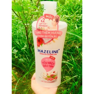 Sữa tắm Hazaline giữ ẩm trắng da yến mạch dâu tằm chai 900gram