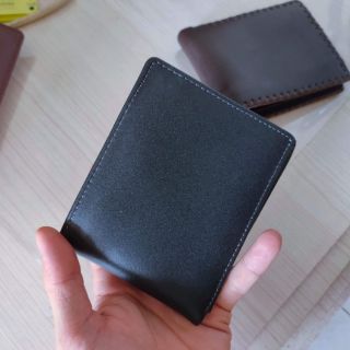 Ví da khắc tên