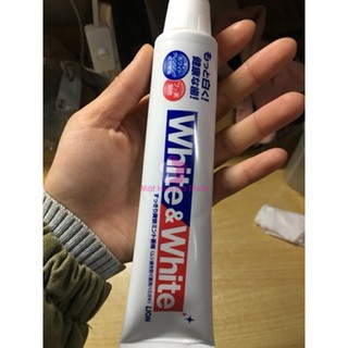 Kem Đánh Răng Lion White & White Nhật Bản