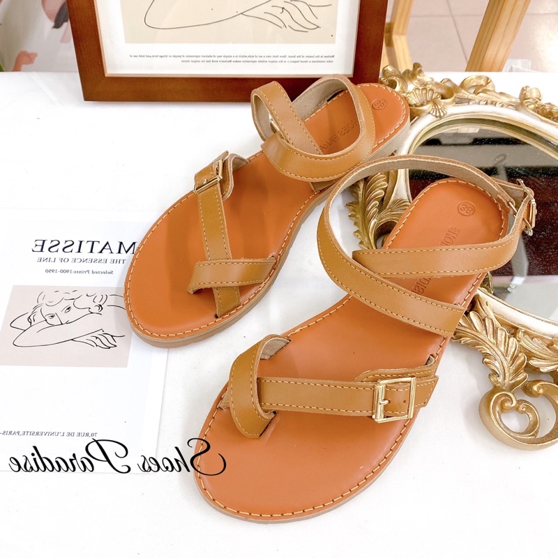 Giày Sandal Xỏ Ngón  Da Bò Xỏ Ngón Khoá Đế Bệt Thời Trang Shoes Paradise