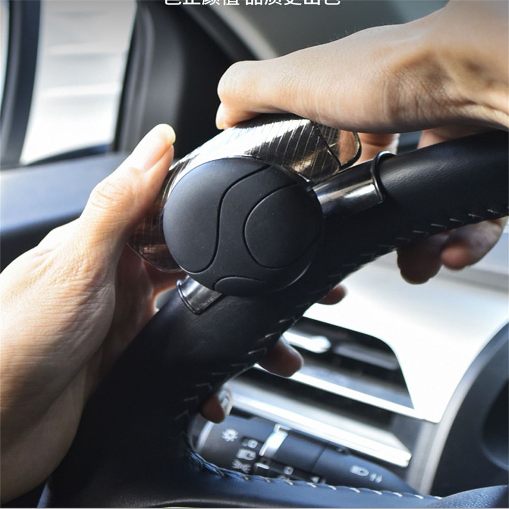Núm gắn vô lăng xe hơi bằng silicon xoay 360 độ tiện dụng