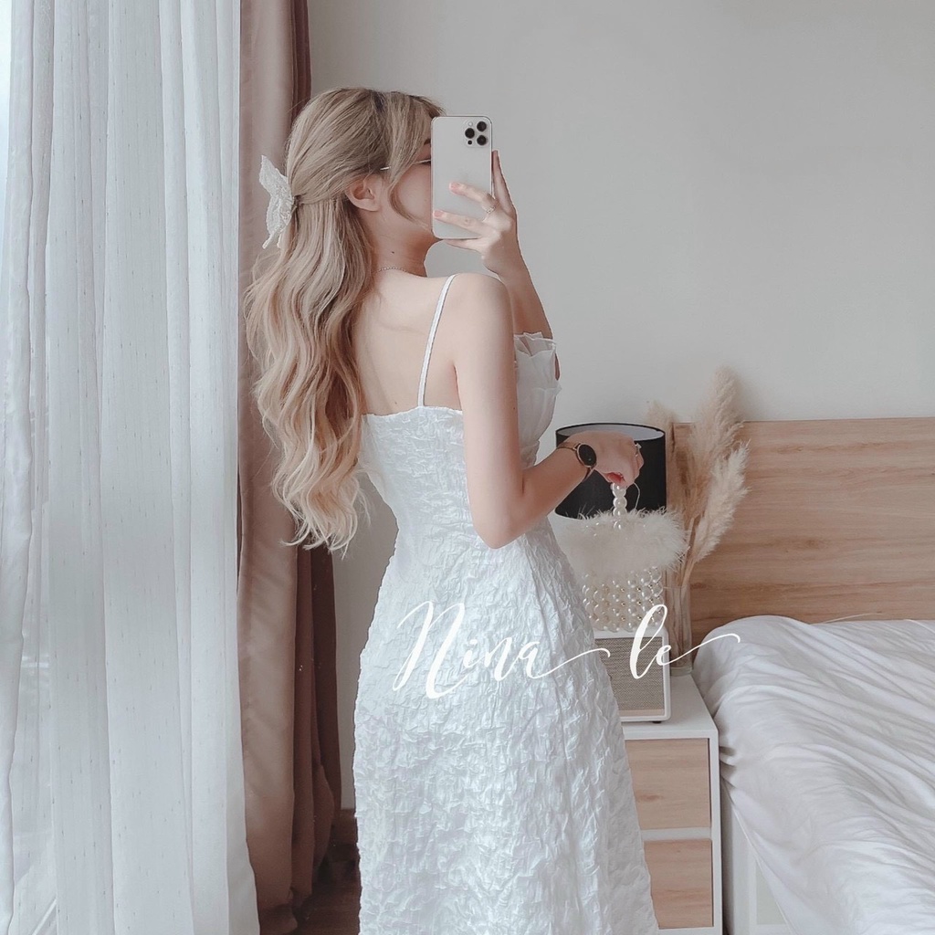 Váy Trắng Thiết Kế Hai Dây Xốp Vân Nổi Prince Dress- ĐẦM GẤM HOA NỔI 2S TRẮNG XẾP LY NGỰC PHỐI VOAN_123