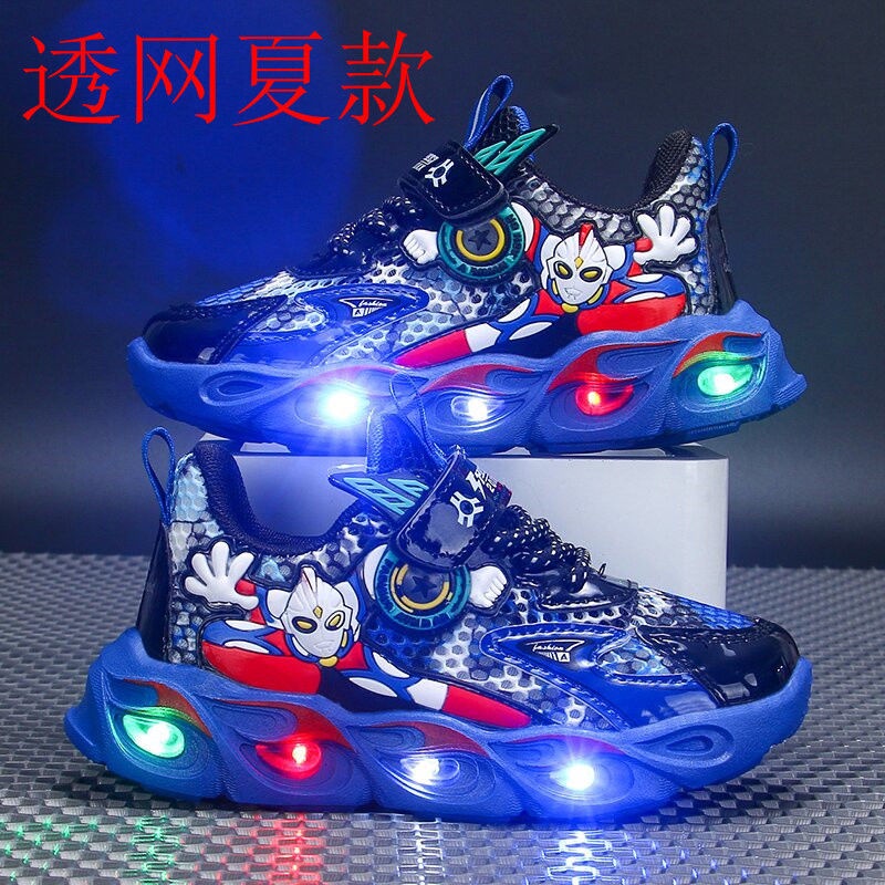 Giày Thể Thao Siêu Nhân Ultraman Gắn Đèn Led Thời Trang Mùa Hè Dành Cho Bé Trai 2022
