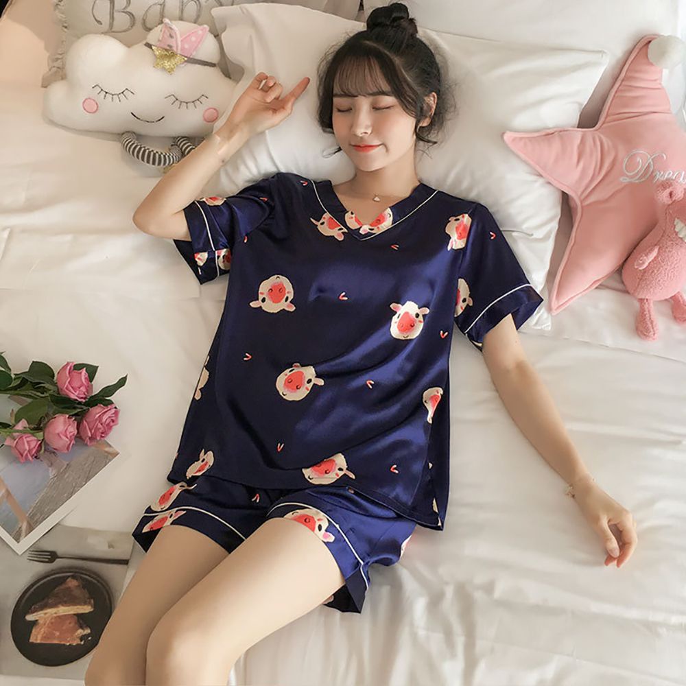 Bộ Đồ Ngủ 2 Món Vải Lụa Lạnh Mềm Tay Ngắn In Hoạt Hình Thoải Mái Cho Nữ | BigBuy360 - bigbuy360.vn