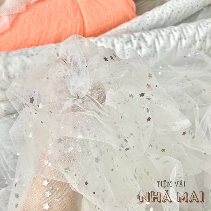 1M Voan Lưới Trắng Mềm Đính Trăng Sao-Hoa Nhí