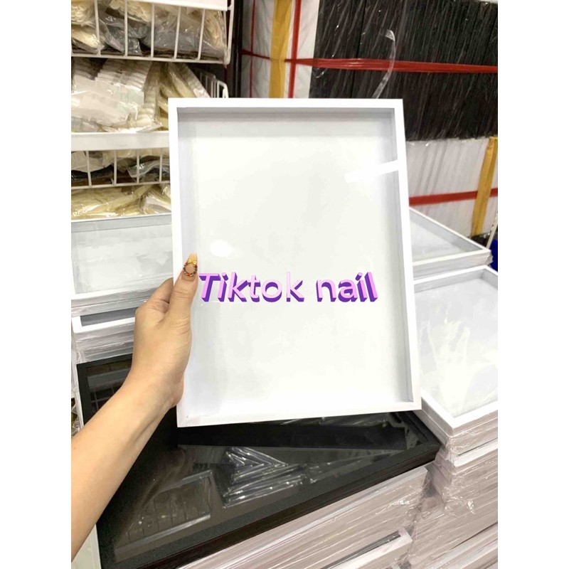 hộp kính chưng mẫu saze to