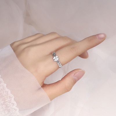 Nhẫn Hở Hình Cỏ Bốn Lá Sang Trọng Cho Nữ