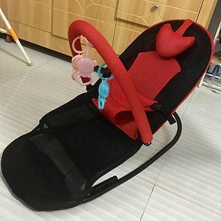 Ghế rung cho bé đa năng bập bênh - loại tự nhún có đồ chơi cho trẻ ngủ