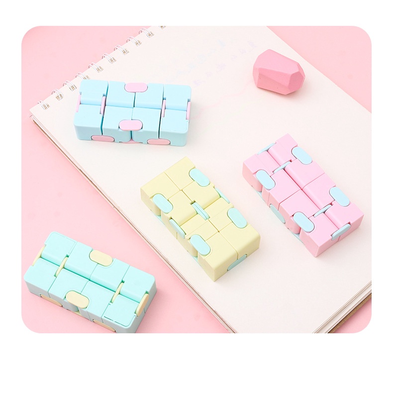 Rubik 3x3 - Rubik đồ chơi phát triển trí tuệ cho bé