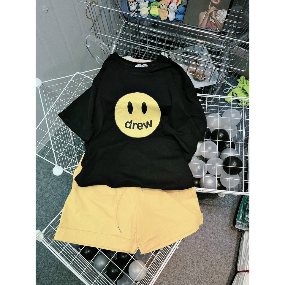 Sét bộ áo thun form rộng chấm bi mặt chữ phối quần đùi cực xinh , chất thun coton dày dặn