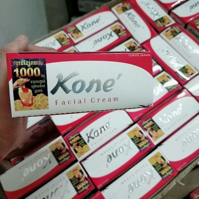 SET KEM DƯỠNG KONE VÀ NƯỚC HOA HỒNG THÁI LAN