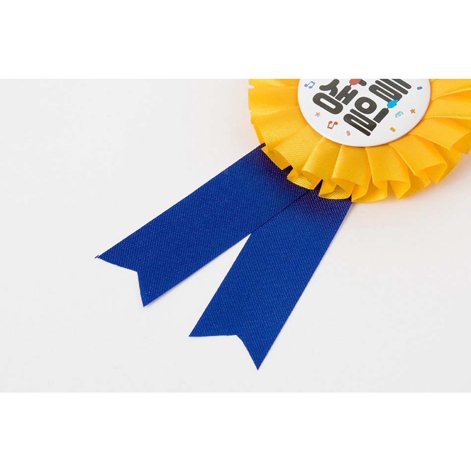 Huy Hiệu ARTBOX Hàn Quốc Kim Loại Trang Trí Sinh Nhật