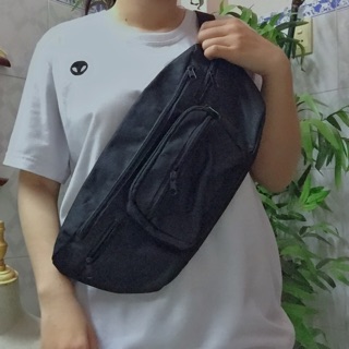 Túi chéo nhiều ngăn