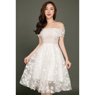 Đầm ren bẹt vai
