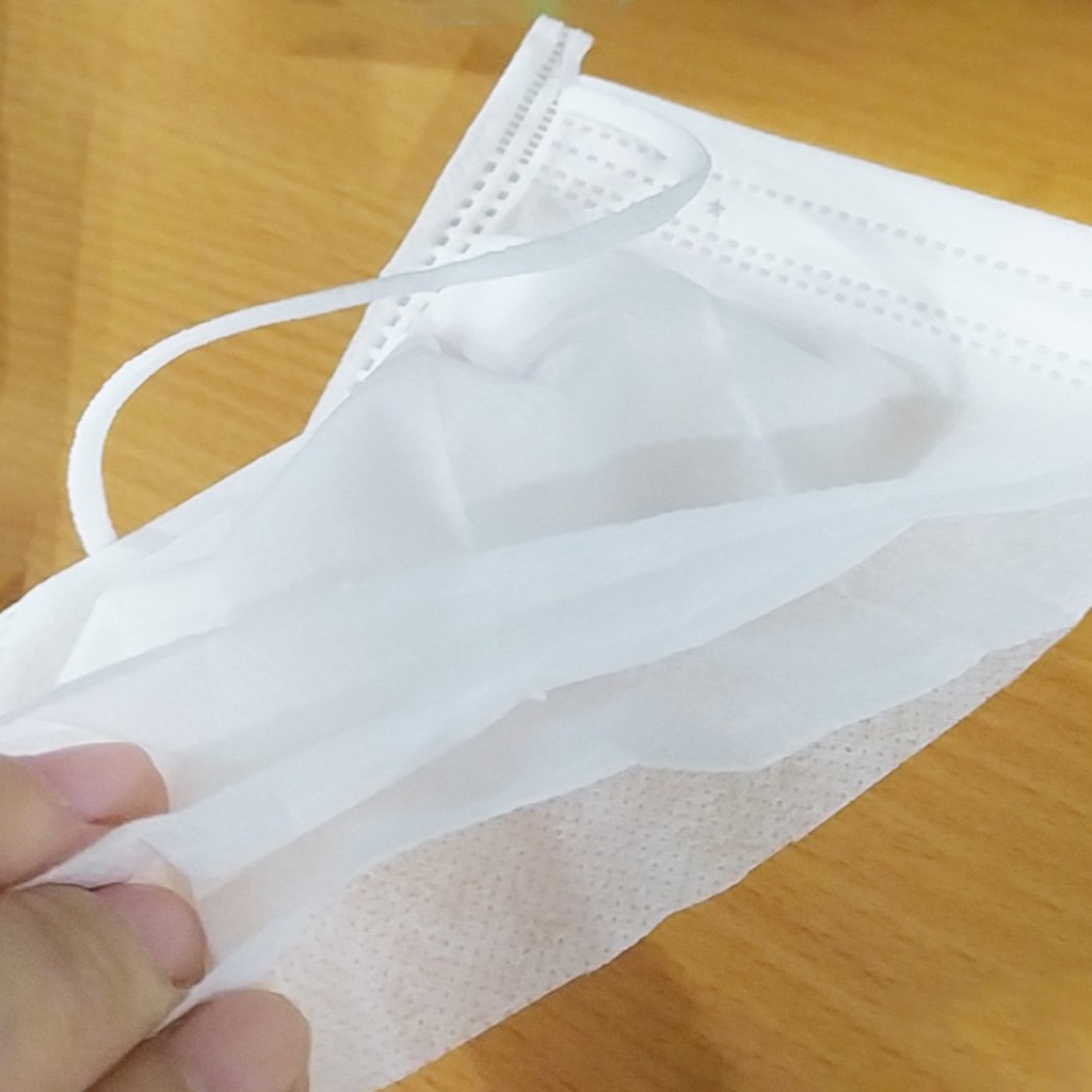 Quà tặng 1 chiếc khẩu trang 4 lớp kháng khuẩn chống nắng gió bụi bẩn vi khuẩn