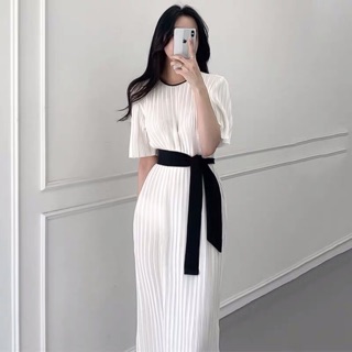 [Sẵn] Đầm trắng xếp li buộc eo