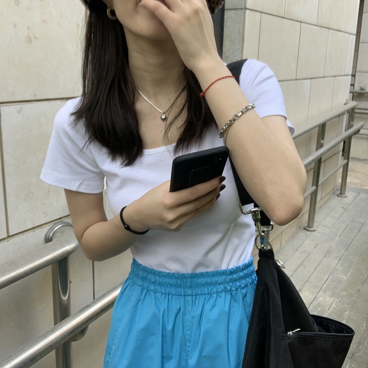 Áo thun nữ ngắn tay cổ chữ U màu sắc đơn giản 43915