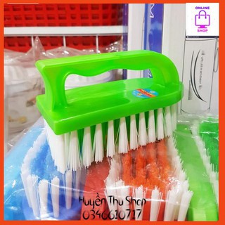 Bàn chải ủi loại to tiện dụng