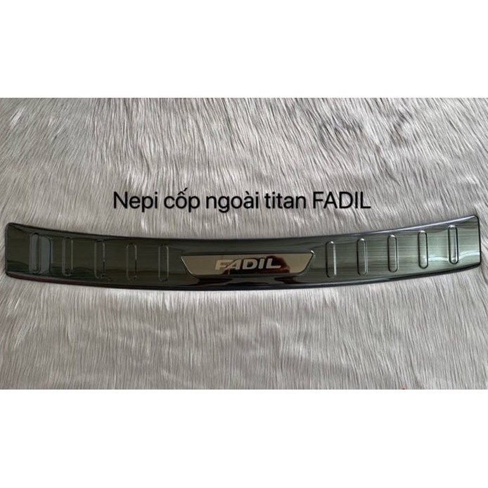 Ốp chống trầy cốp trong ngoài xe VinFast Fadil 2019-2021, chất liệu Titan cao cấp