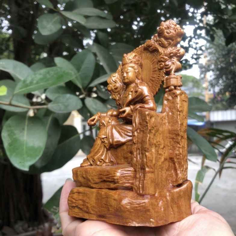 Tượng Phật Bà Quan Âm Tự Tại Gỗ Thơm