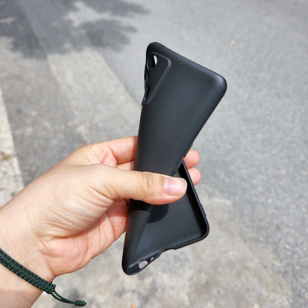 Ốp lưng Realme GT 5G GT Neo 3 GT Neo Flash 5G GT Neo GT Neo 2T Q3 Pro dẻo đen chống bám vân tay có gờ bảo vệ camera