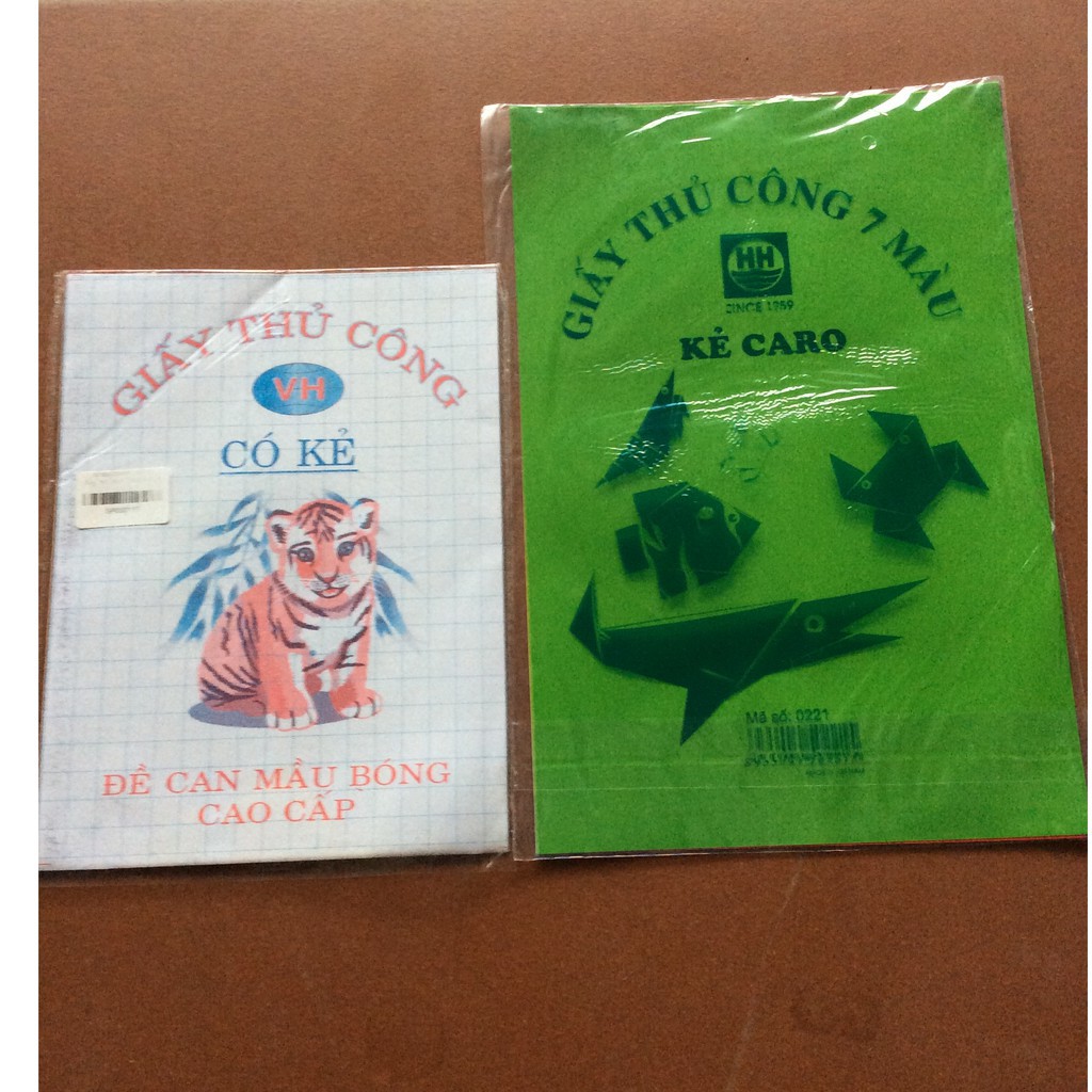 Sỉ 20 Tập Giấy thủ công 7 màu,có dán sẵn và không dán