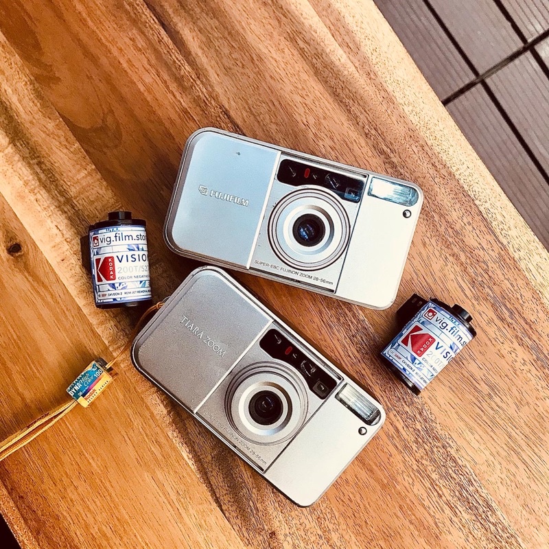 Máy ảnh film pns Fujifilm Tiara zoom