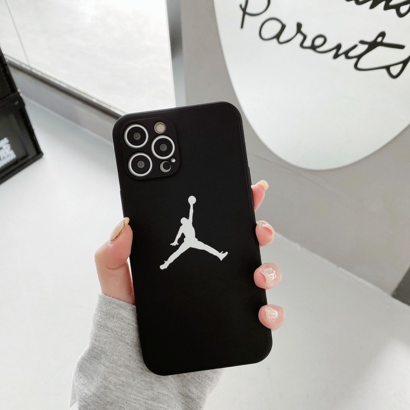 Ốp lưng IPhone  cạnh vuông Jordan BVC 6/6plus/6s/6splus/7/7plus/8/8plus/x/xr/xs/11/12/plus/promax BVC498