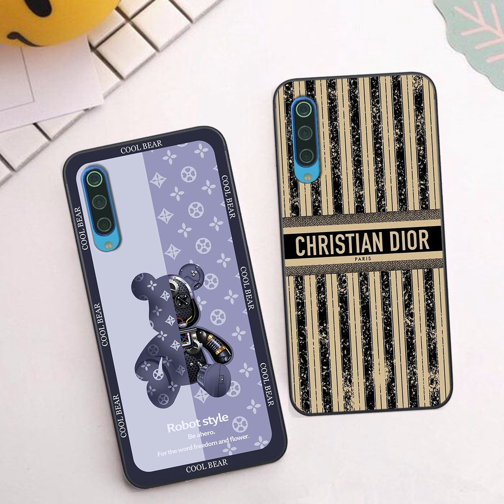 Ốp lưng Xiaomi Mi 9 / 9 Se gấu, thời trang, cao cấp - RẺ BỀN ĐẸP