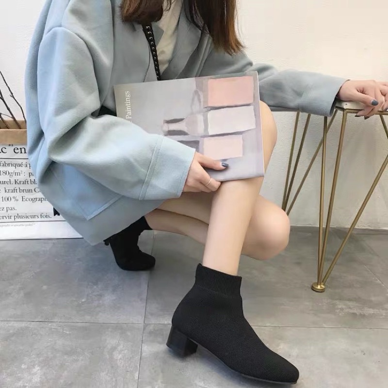 Giày boot nữ ôm chân đế cao 3 phân thời trang Hàn Quốc Trẻ Trung và Dễ Mang